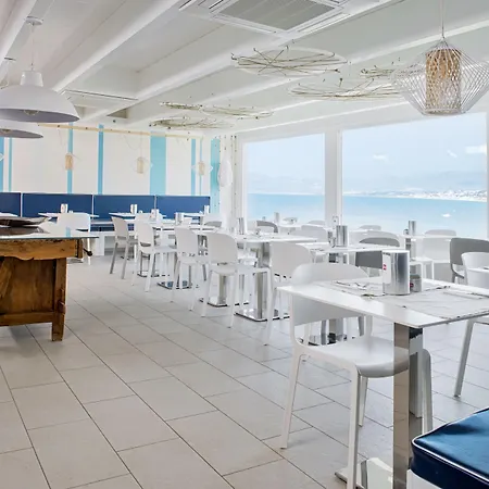 Marina Di Petrolo Hotel&spa 4*