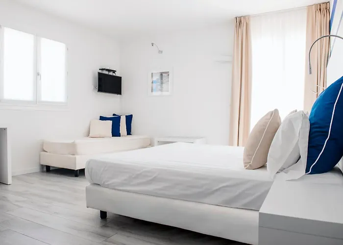 Marina Di Petrolo & Castellammare del Golfo