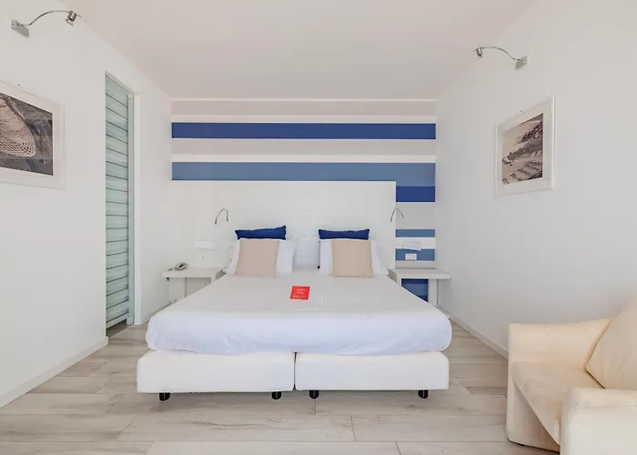 Marina Di Petrolo & Hotel Castellammare del Golfo