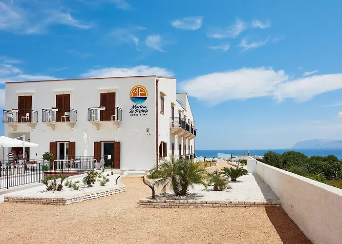 Marina Di Petrolo & 4* Castellammare del Golfo
