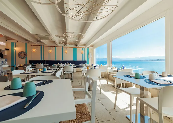 Hotel Marina Di Petrolo & 4*