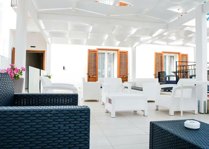 Hotel Marina Di Petrolo &